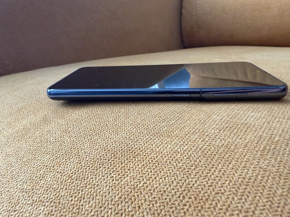 Samsung s21 5G на 128