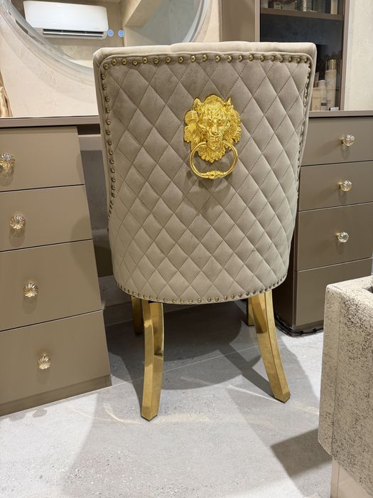 Луксозен бежов стол – модел King & Queen Premium