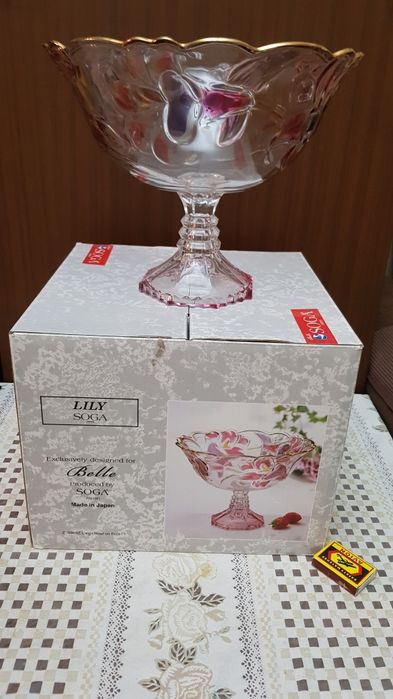 Ваза для фруктов и сладостей.