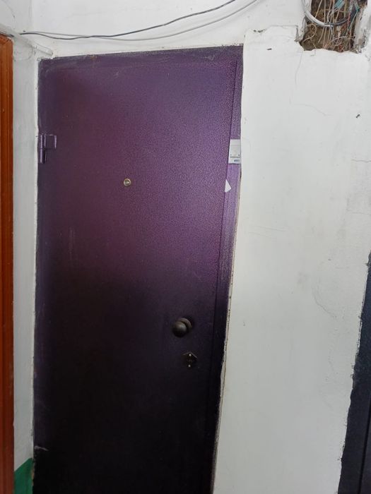 Продам квартиру двухкомнатную