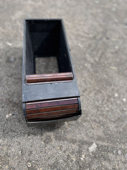 Хлебница подлакотник мерседес 140