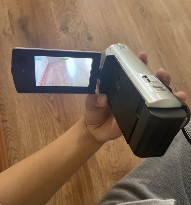 Sony Handycam HDR-CX220 HD видеокамера срочно,