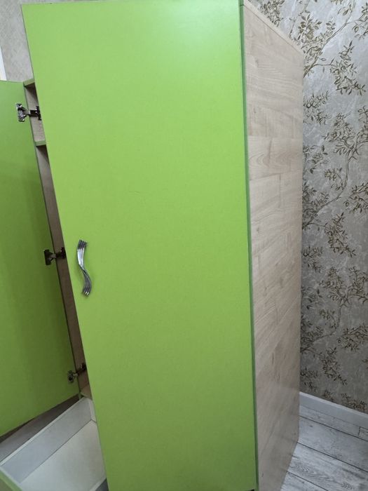 Продам детский шкаф
