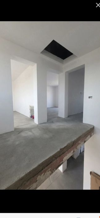 Duplex despărțit prin camera tehnica ,serena 3