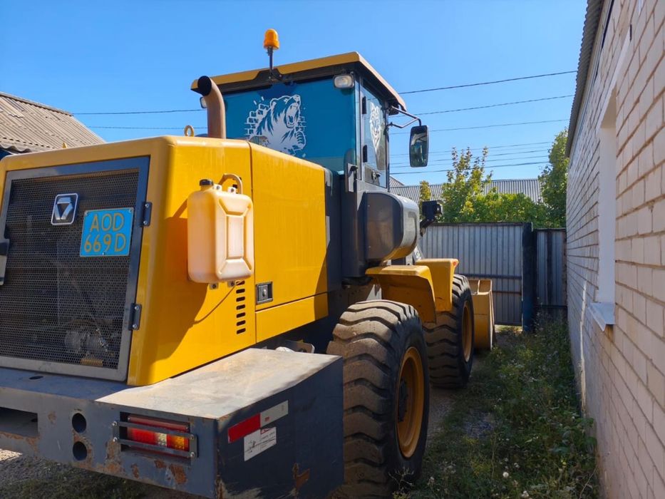 Продам погрузчик 3 х тонник XCMG