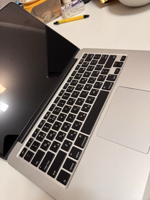 Продам macbook макбук