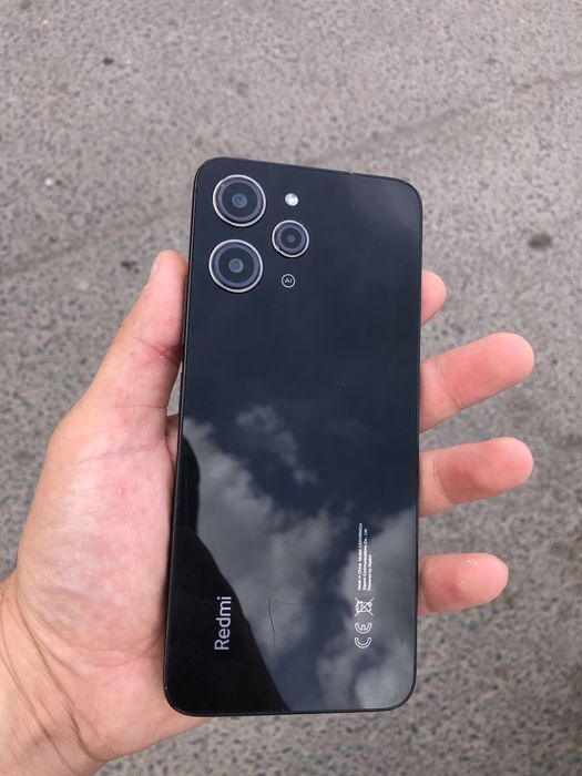 Redmi 12 .   128 гбайт