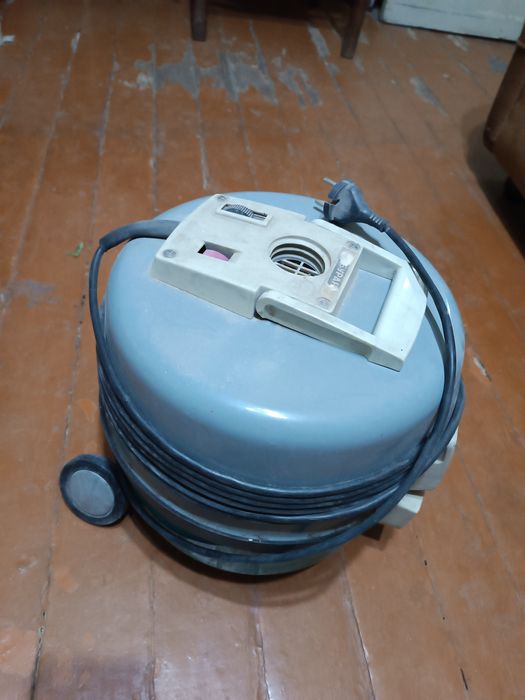 Пылесос    буран