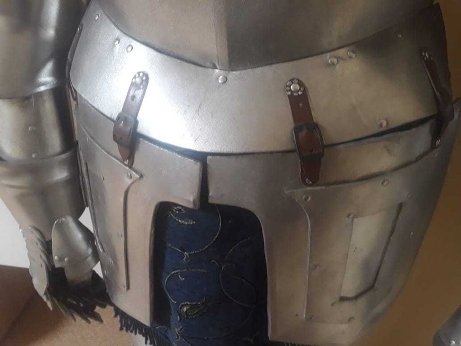 Рыцарь-крестоносец продаётся