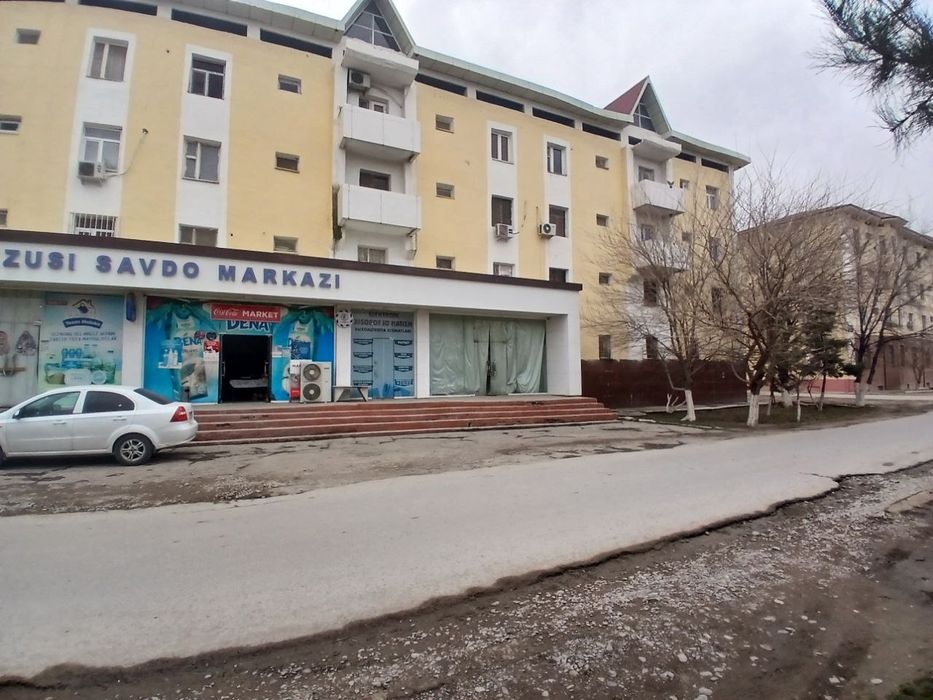 Noturar bino sotiladi - kvadrati 6.5mln