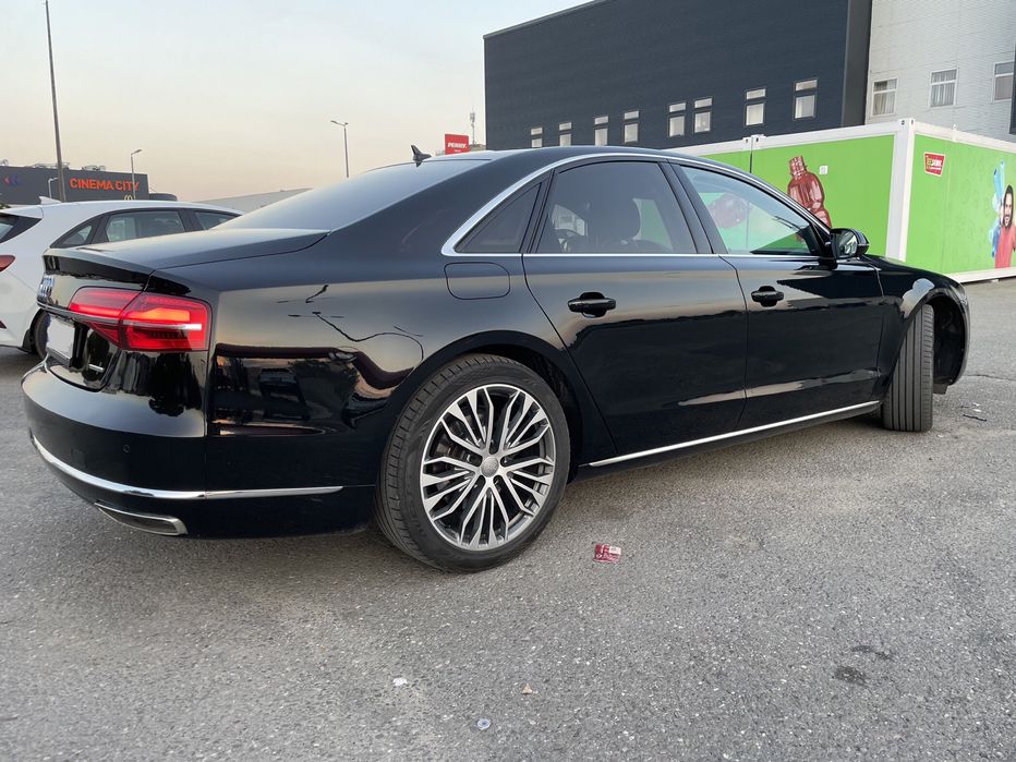 AUDI A8 2017 — imagine 3