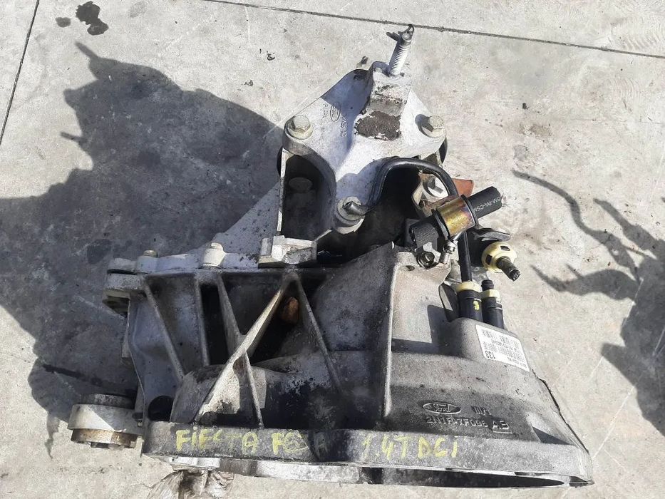 cutie viteze manuala  ford fiesta 5 1.4 tdci f6ja  2n1r7002eb  2n1r-7002-eb