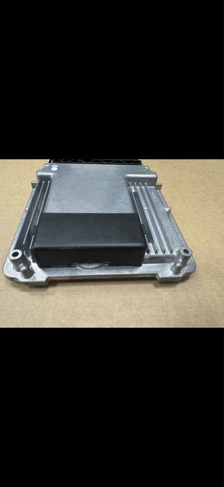 Calculator motor ECU audi Q7 BUG BUN 4L0907401 4L0910401K 4L0910401R
