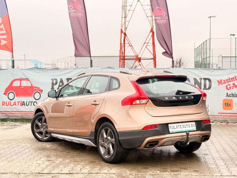 Volvo V40 V40 Cross Country  2014 2.0 D - 150 CP