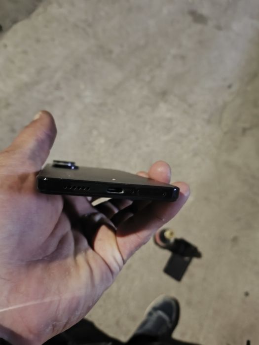 Продам vivo v 50 lite