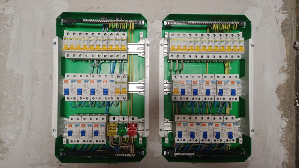 Услуги электрика со стажем более 15лет