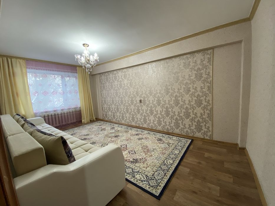 Сдается 3-х квартира на длительный срок.