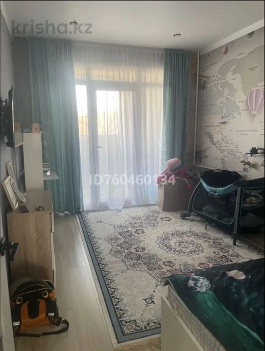 Продается 4 комн квартира