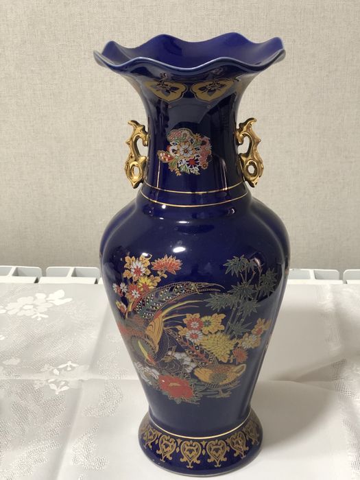 Продаётся ваза для цветов