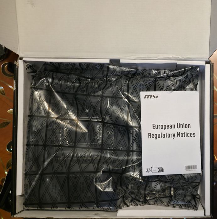 Placa de baza MSI MAG Z790 TOMAHAWK WIFI - Garantie - Accesorii comple