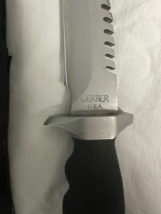 Cuțit Colecție Gerber LMF Gen 1 Survival Sawback – Made in USA (Anii '80-'90)