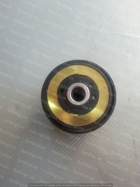 butuc volan toyota cu prindere in 6 puncte,volan sport toyota