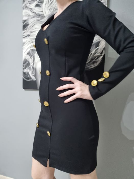 Rochie neagra cu maneca lunga