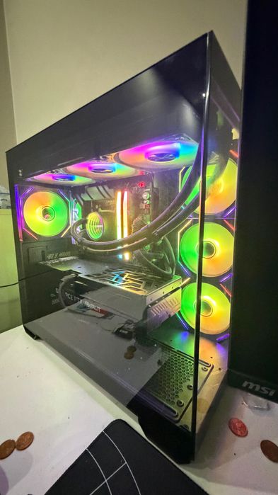Продавам геймърски компютър – Ryzen 9 9900X3D / RTX 4070 Ti / DDR5