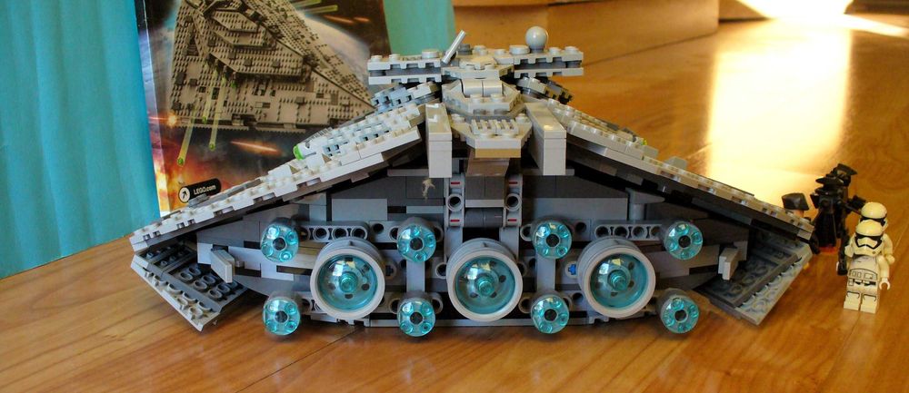 LEGO Star Wars - модели 75190 и 75179