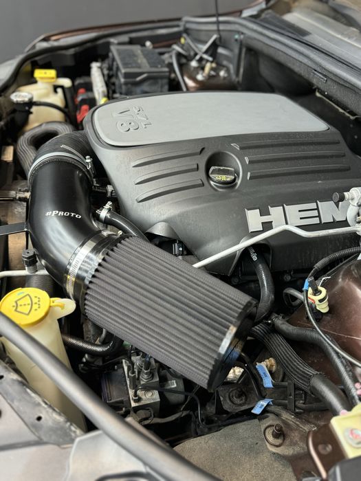 Интейк за Jeep grand cherokee 5.7