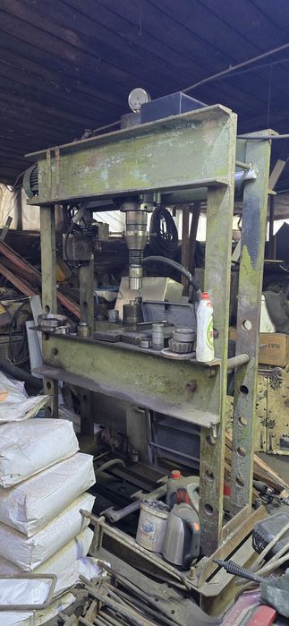 Продам пресс 50тонн