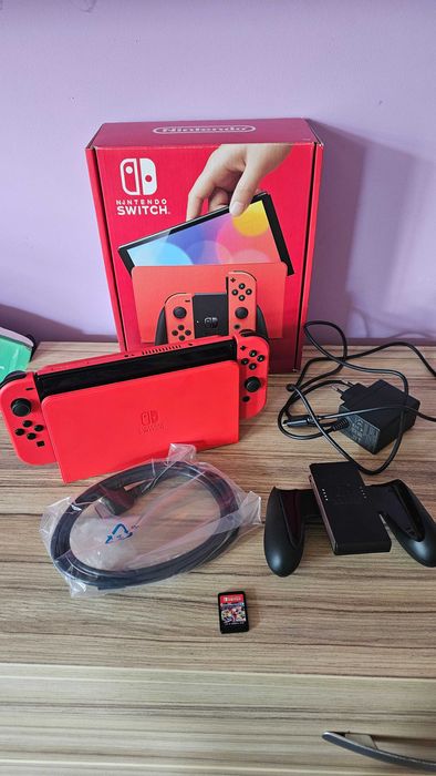 Nintendo switch +Mario cart 8