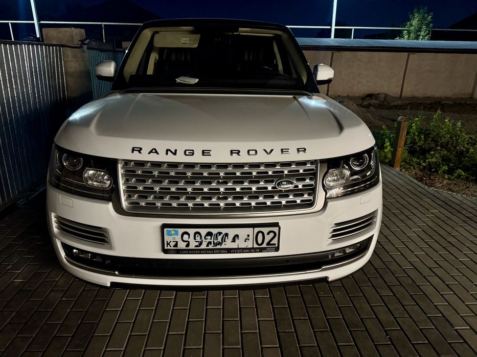 Решетка радиатора Range Rover L405