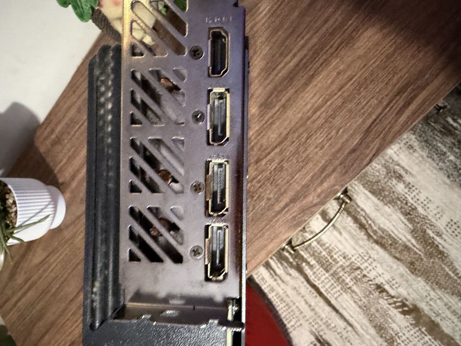 Видеокарта GIGABYTE 4070 SUPER 12GB
