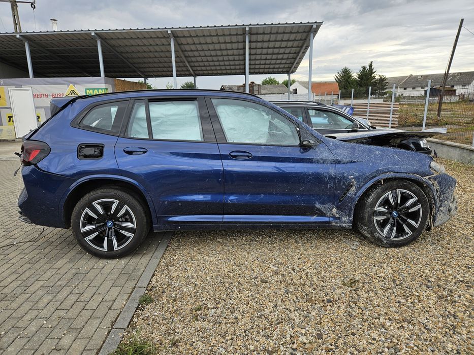 Bmw Ix3 2023 full electric avariat