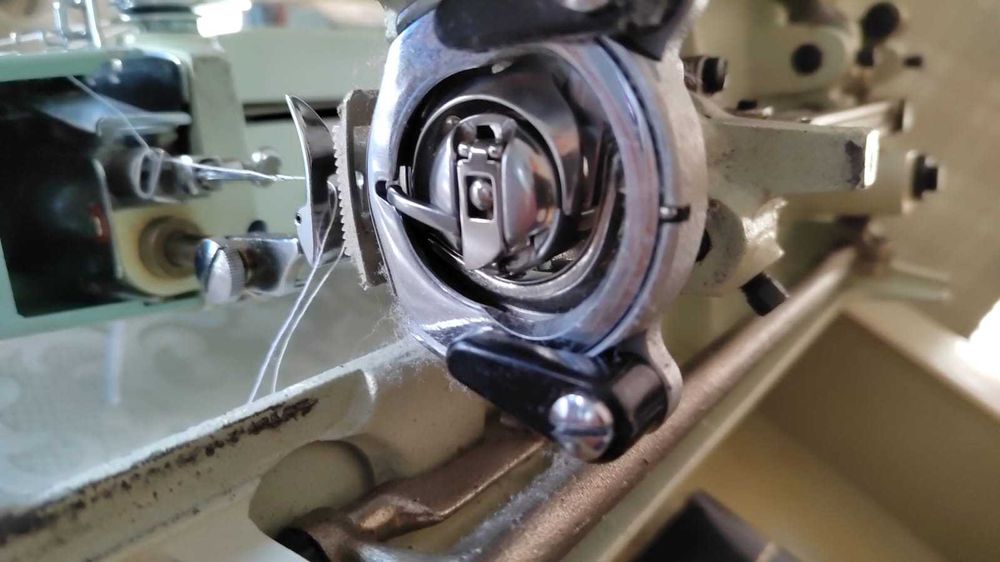 Швейная машинка PFAFF-360