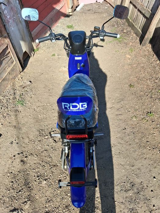 Vand scuter eletric in garantie