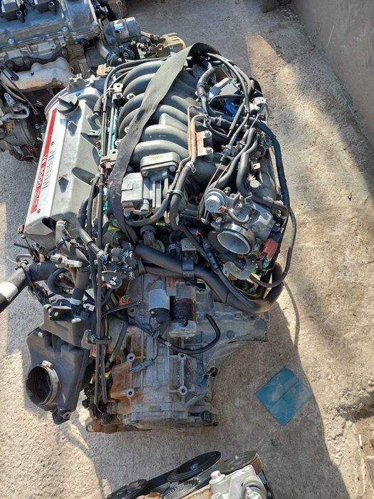 продается двигатель на nissan maxima a33 v6 3000