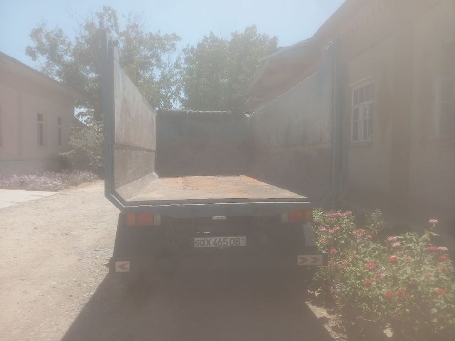 Isuzi sotiladi tayyor