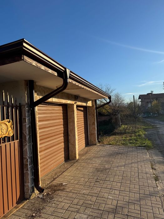 Покриви/Безшевни улуци/Обшивки