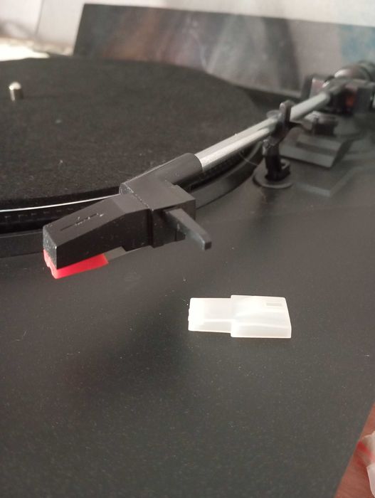 Продам проигрыватель винил дисков FISHER.