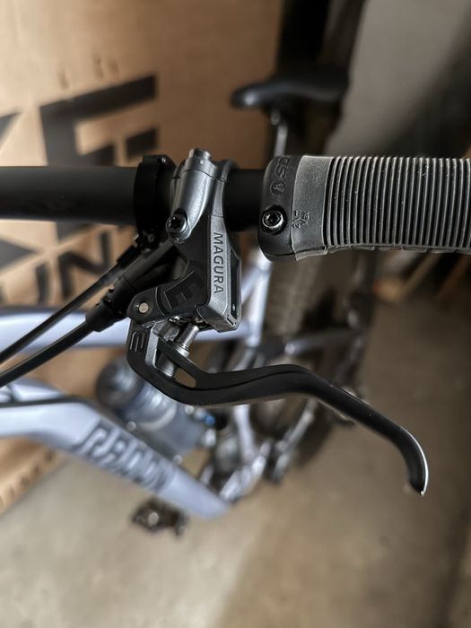 ЧИСТО НОВИ Magura MT5 Thirty