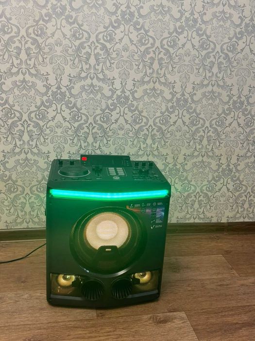 Продам музыкальный центр DEXP 400 Вт.