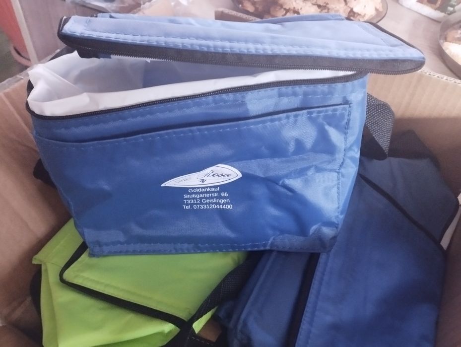 Хладилна малка чанта