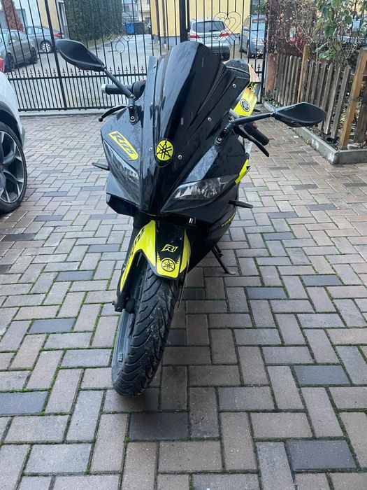 Motocicleta Yamaha