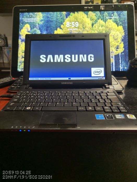 Notebook samsung 10 inc 2 gb ram/320 gb