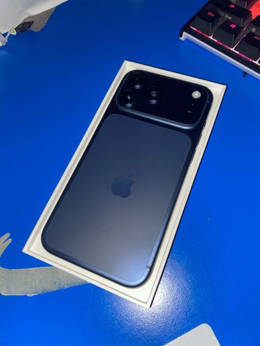 Iphone 17 pro max NOU !