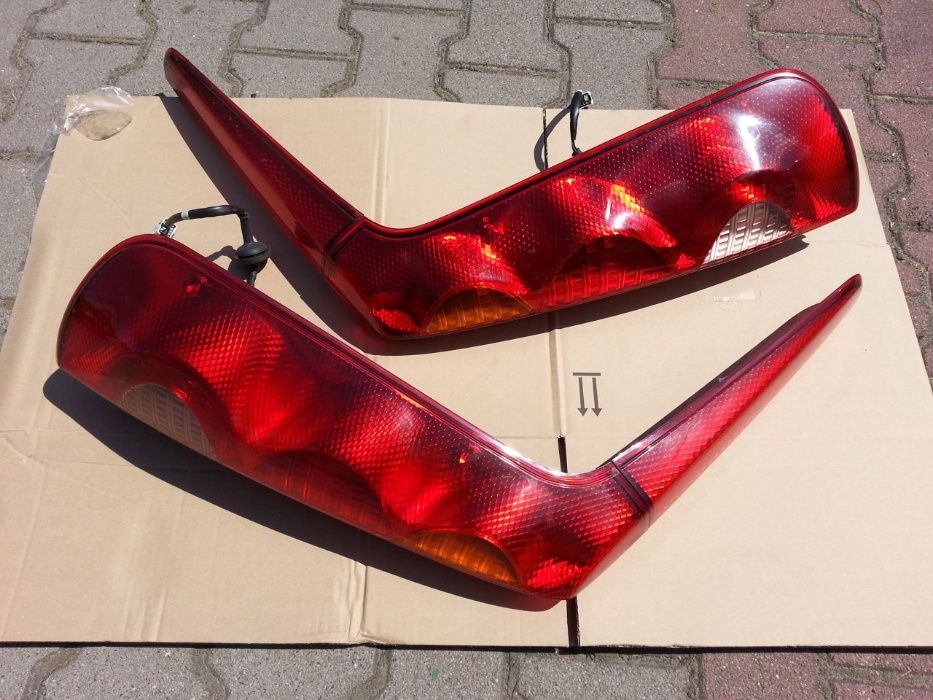 Запчасти фонари оптика NISSAN NOTE E11 05-12 оригинал привозные