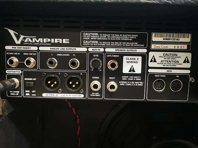 Усилвател кубе berhinger V-ampire LX112 120W вградени ефекти и суич педал