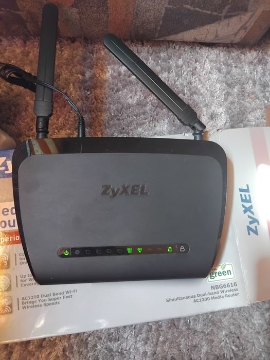 Router wireless ZyXEL Gigabit NBG6616 Dual-Band nou